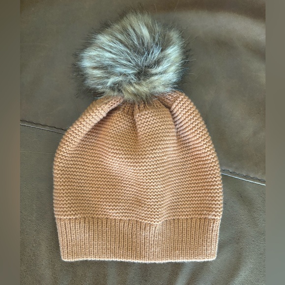 Winter hat bundle - Picture 2 of 3